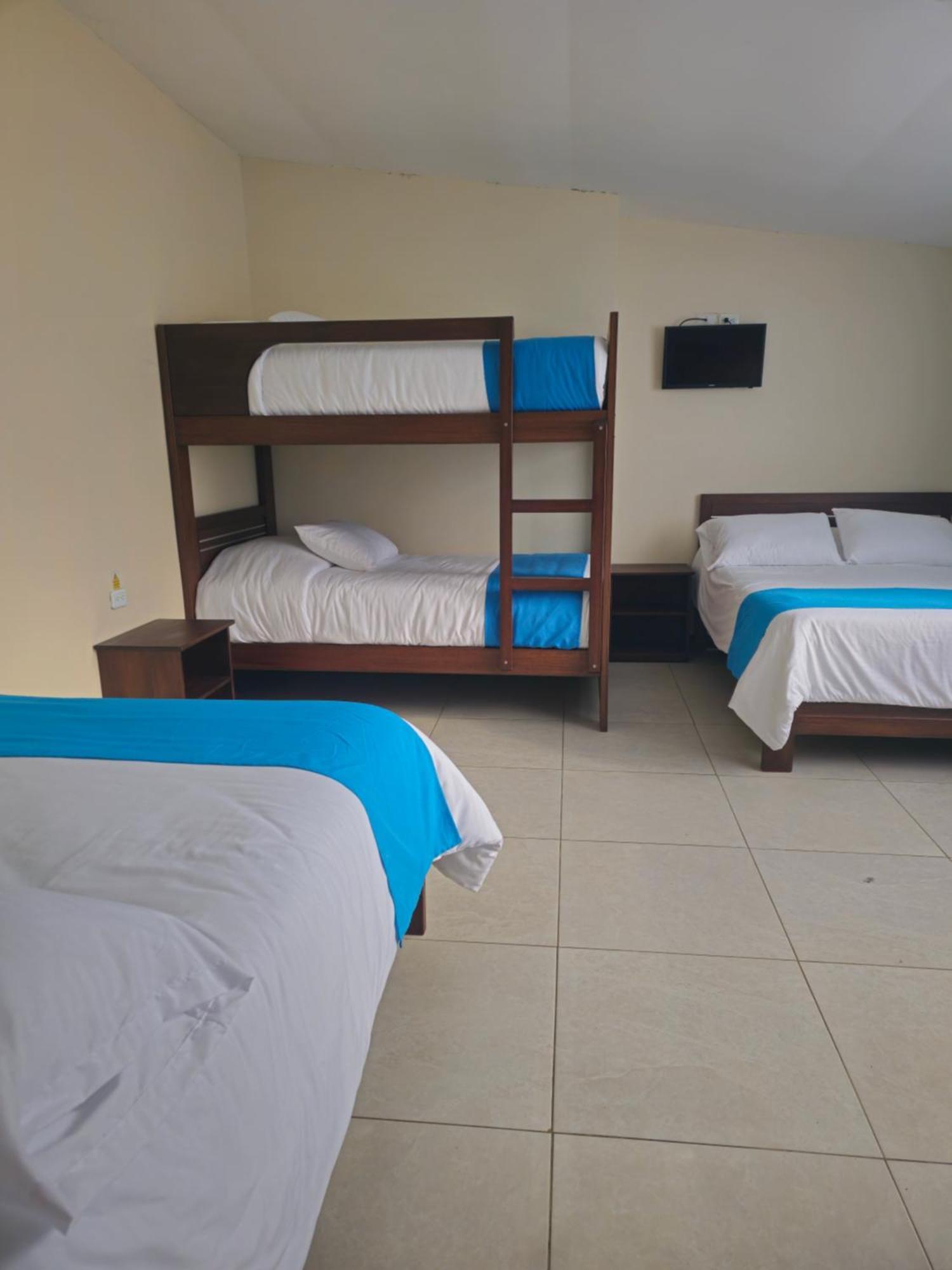 Hotel Tungurahua 바뇨스 외부 사진